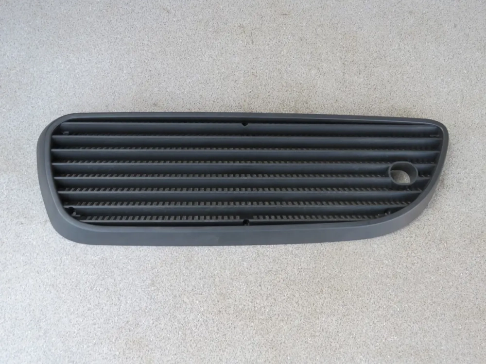 Решетка воздухозаборника Scania 6