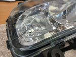 Фара Мерседес Атего правая с противотуманкой ручной регулировкой (УЦЕНКА разбито стекло)
