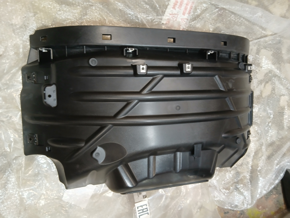 Крыло переднее верхнее правое Scania 6 серия