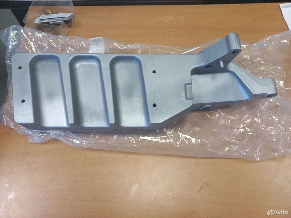 Кронштейн подножки volvo FMX2 FM4