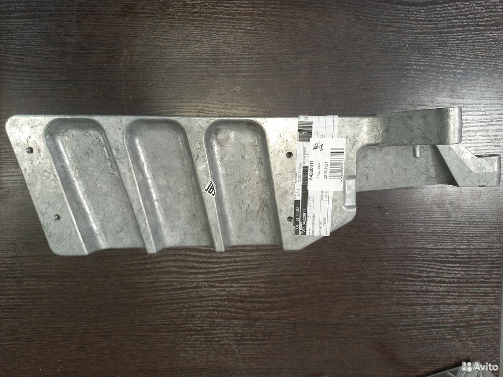 Кронштейн подножки volvo FMX2 FM4