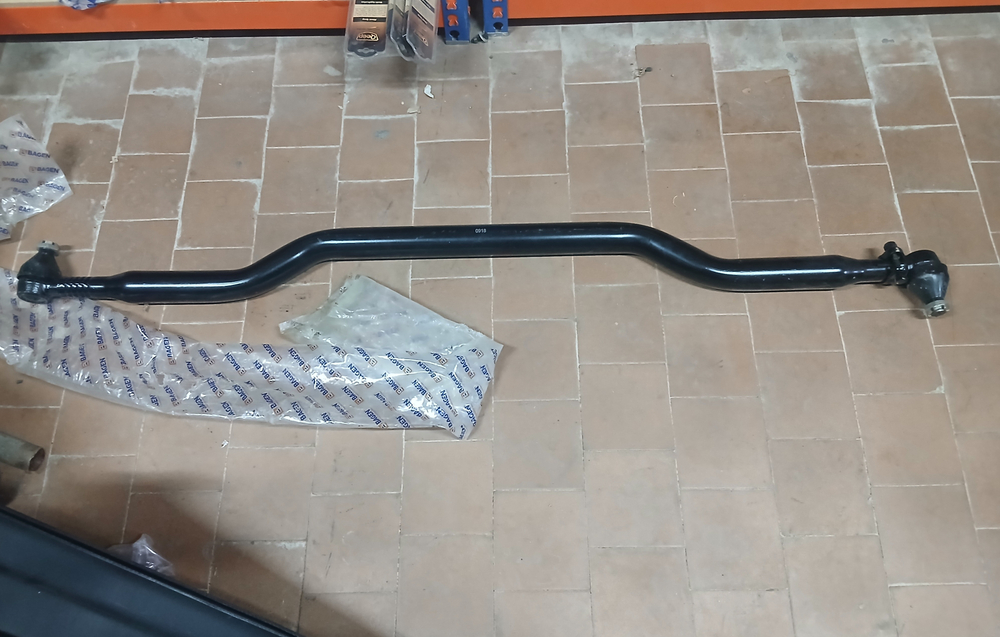 Тяга рулевая поперечная Мерседес Актрос Аксор Атего L1588