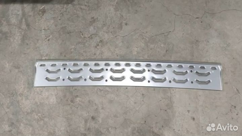 Подножка переднего бампера volvo