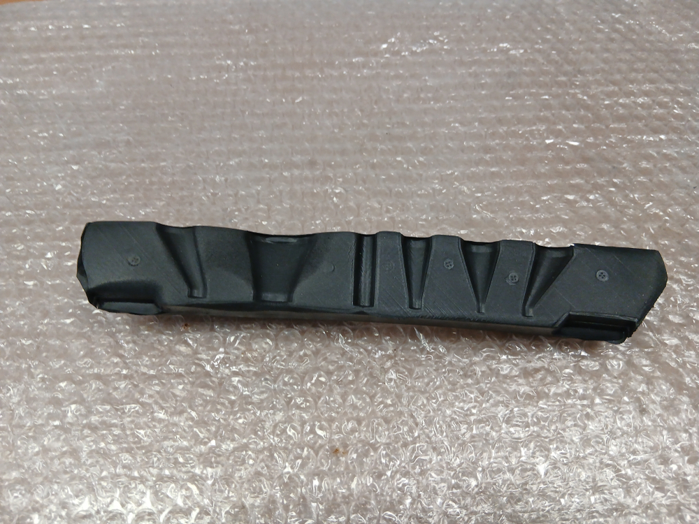 Уплотнитель для крышки электроразъемов VOLVO FH4 FM4 FMX