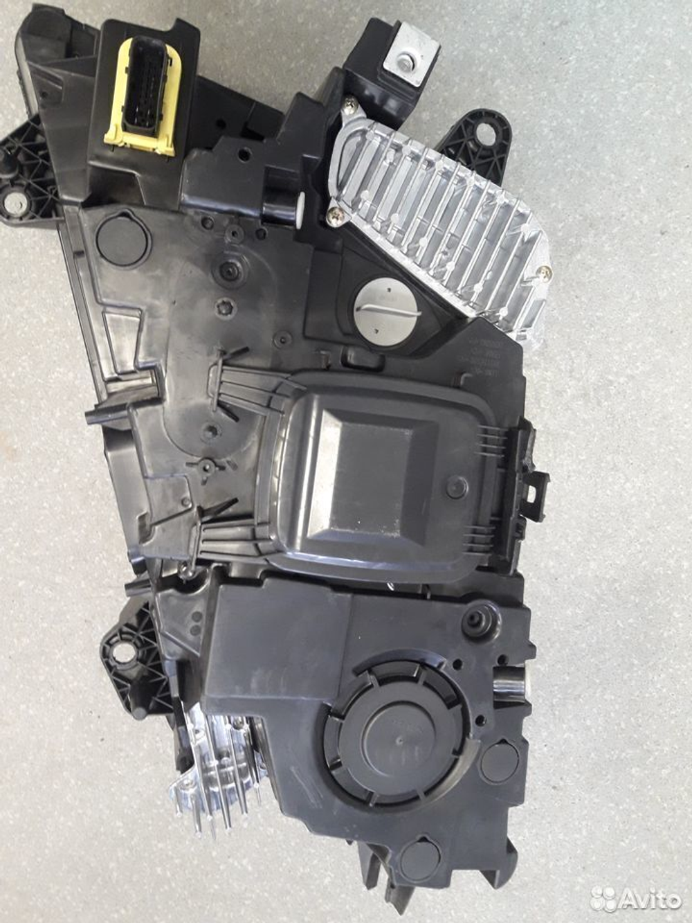 Фара левая Volvo FH4 FM4