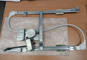 Стеклоподъемник левый рено премиум керакс магнум DAF LF45 LF55 VOLVO FE FL с мотором