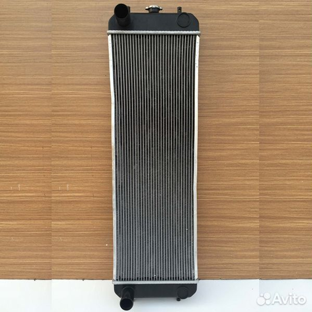Радиатор двигателя / hitachi ZAX230-3