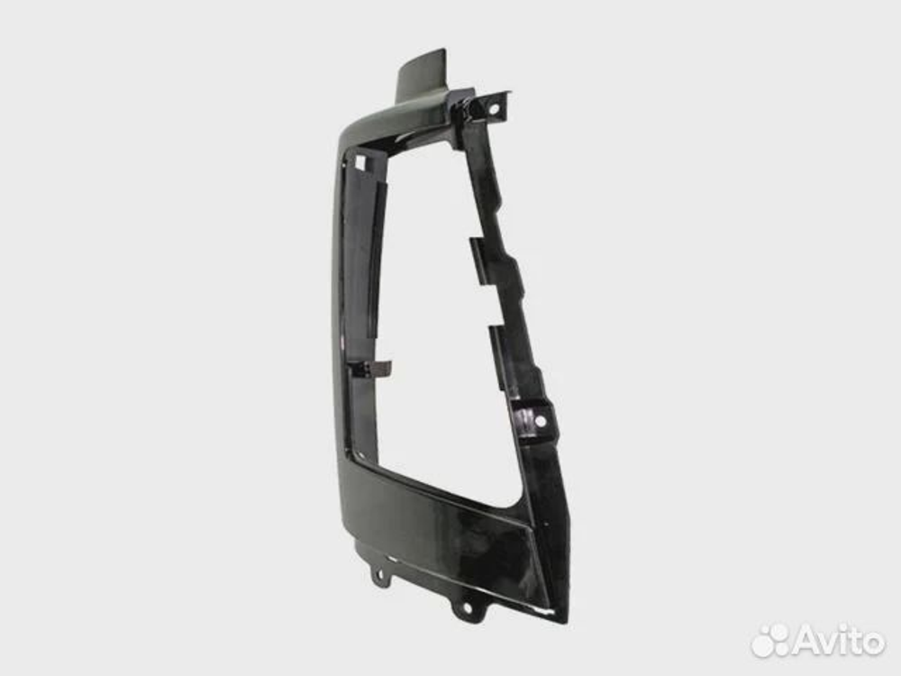 Облицовка фары правый Volvo