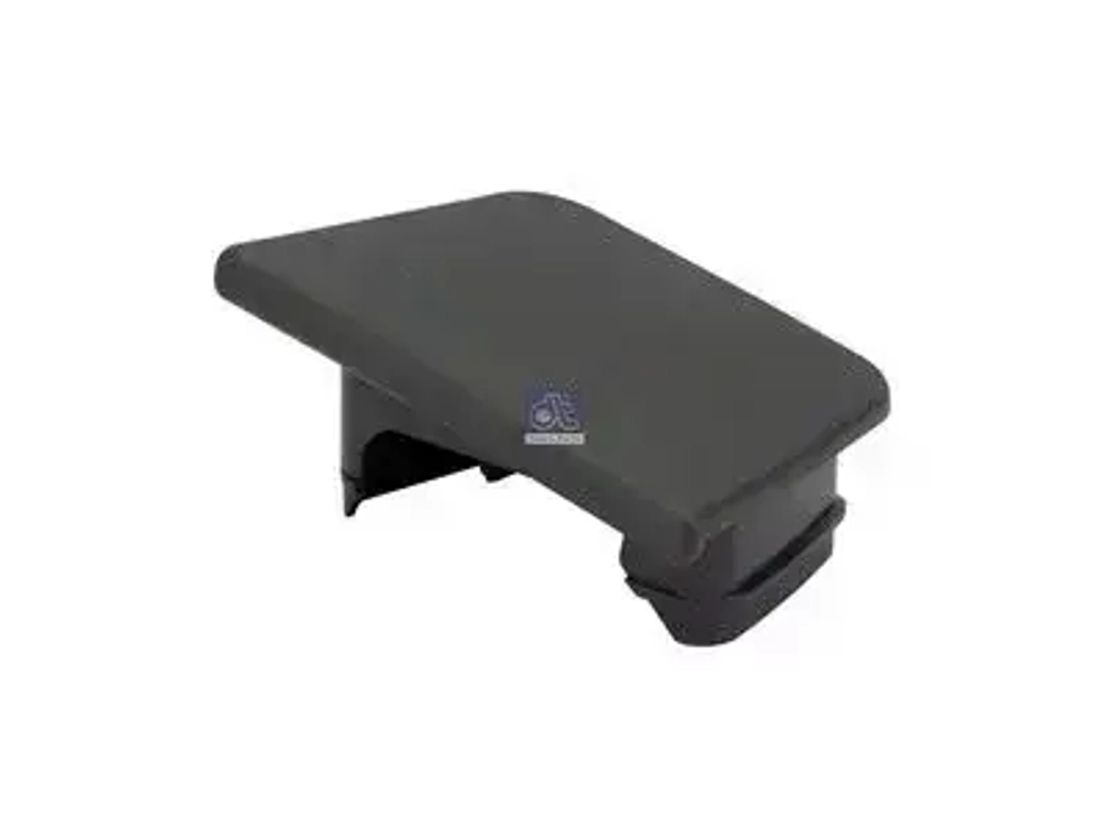 Заглушка бампера левая MAN TGX