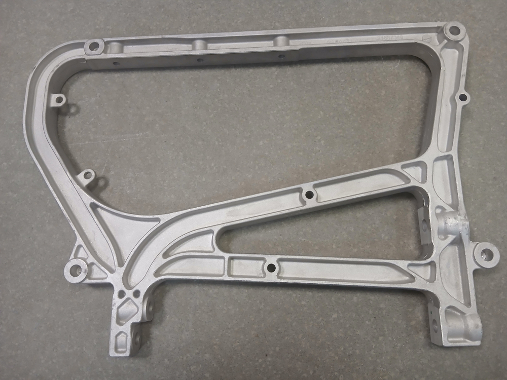 Кронштейн крепления крыла Volvo FH FM FMX RENAULT C/K/T серии