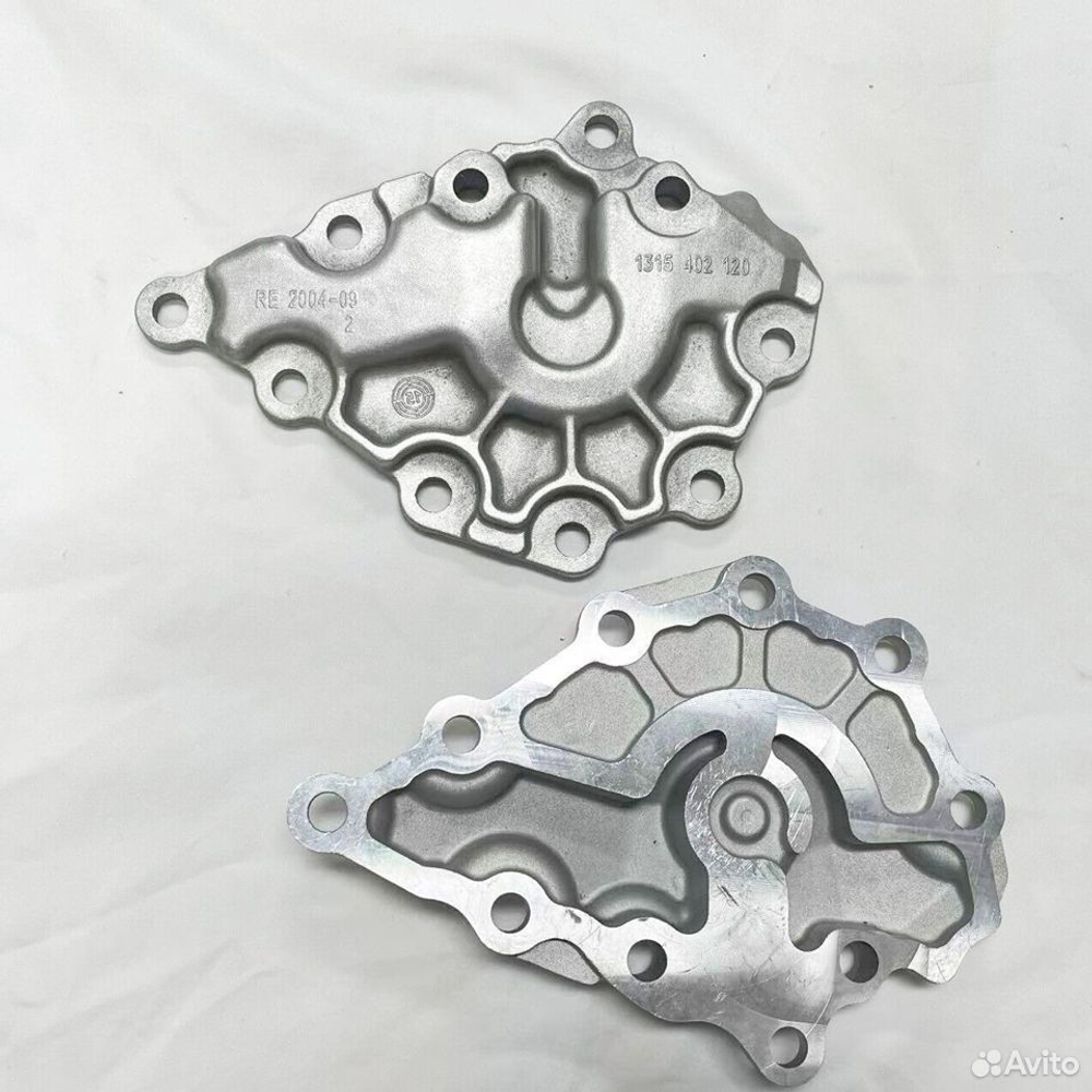 Крышка корпуса насоса кпп масляного ZF 16S-151/181