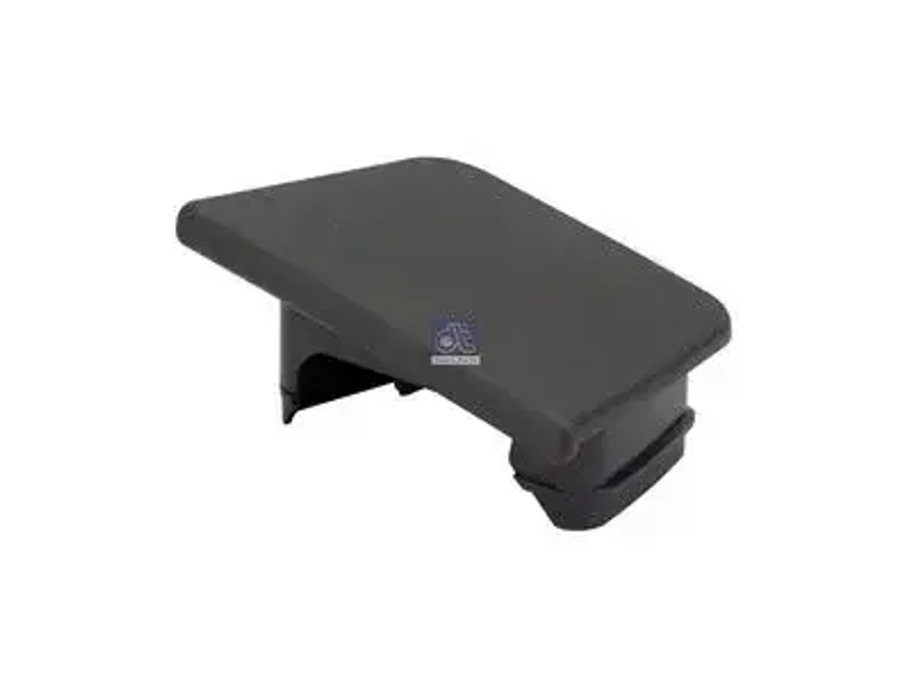 Заглушка бампера левая MAN TGX