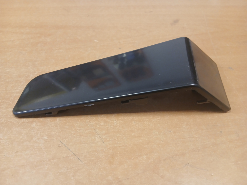 Заглушка бампера левая VOLVO FL FE