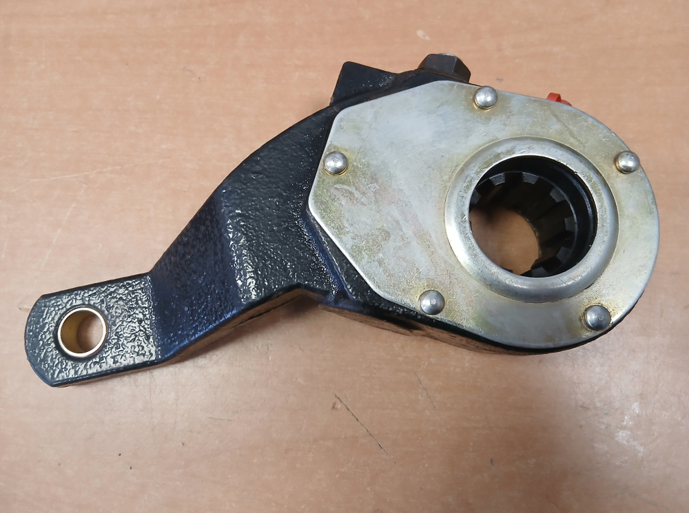 Трещетка тормозная задняя правая Scania 3