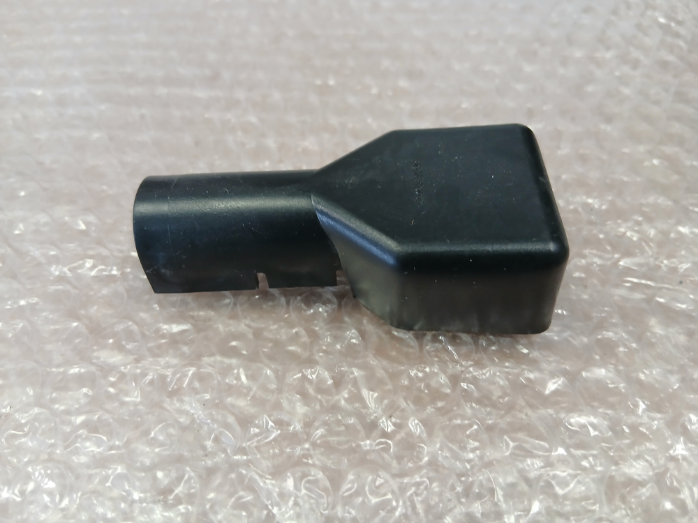 Кожух высоковольтных проводов Renault Premium 2