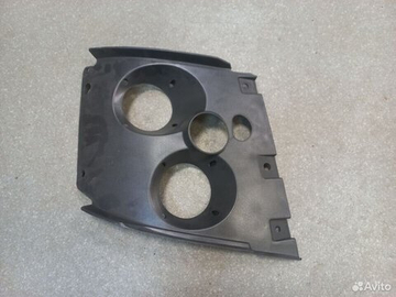 Накладка фары правая volvo FMX