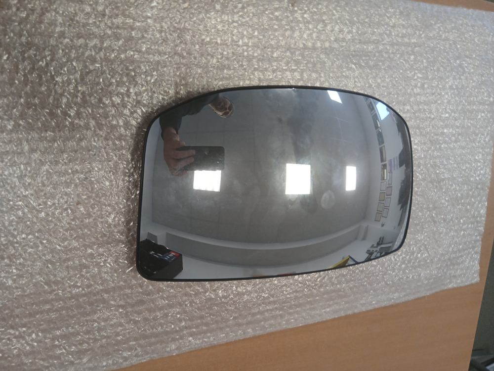 Стекло зеркала Скания 6 серии переднего вида с подогревом