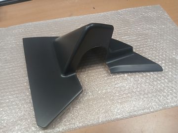 Крышка кронштейна зеркала volvo FH4 FM4 нижнего правого