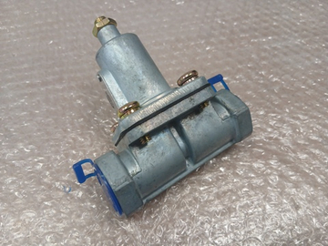 Клапан перепускной 10 бар MB Scania Volvo DAF Trailer Fruehauf Kogel Krone