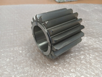 Шестерня бортового редуктора ивеко траккер Z-17