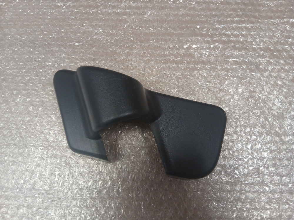 Крышка кронштейна зеркала volvo FH4 FM4 верхняя правая