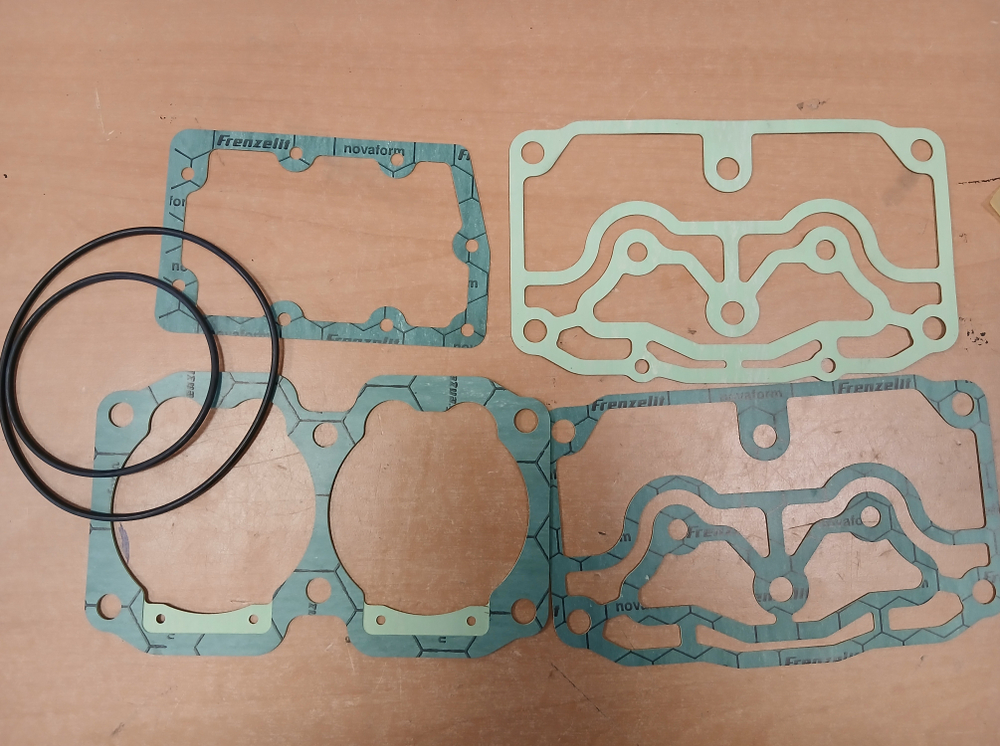 ремкомплект компрессора Volvo F10 F12 F16 прокладки + уплотнения