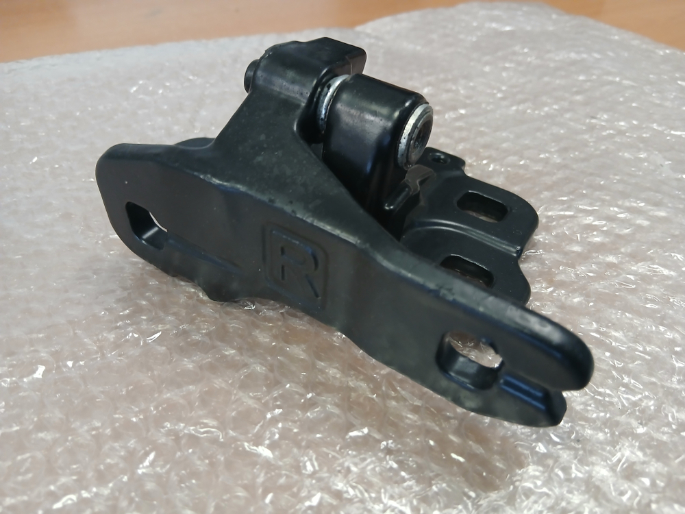 Петля двери правая volvo FH4 FM4