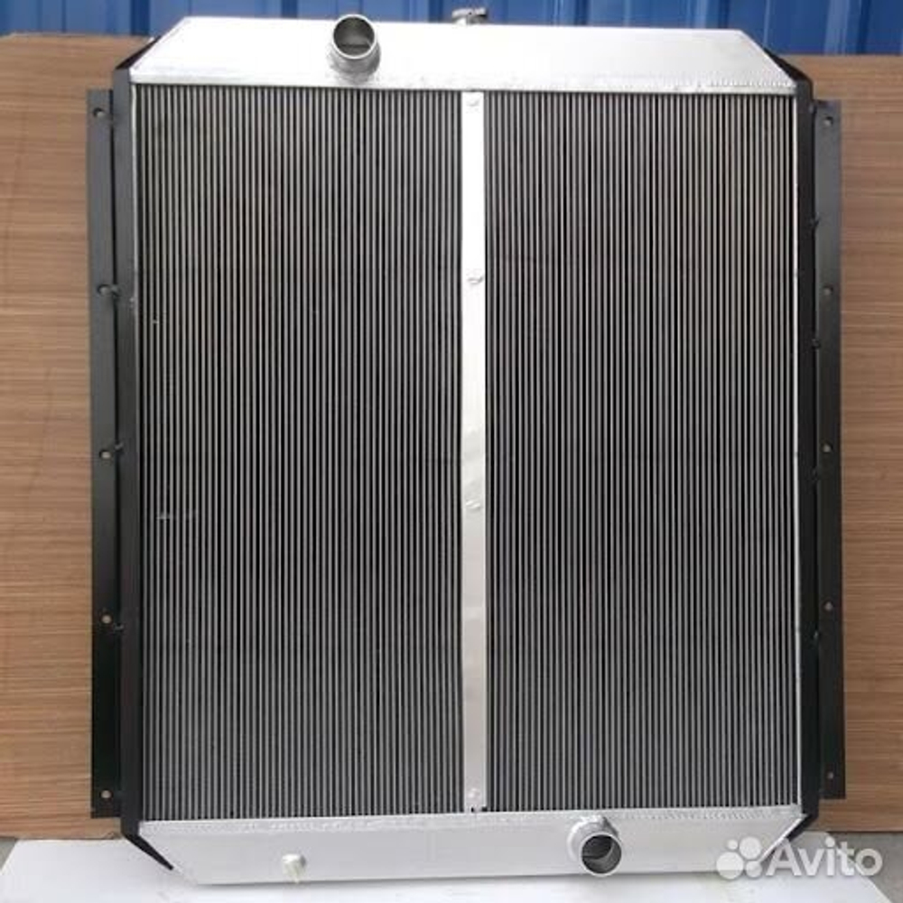 Радиатор двигателя / hitachi ZAX450H
