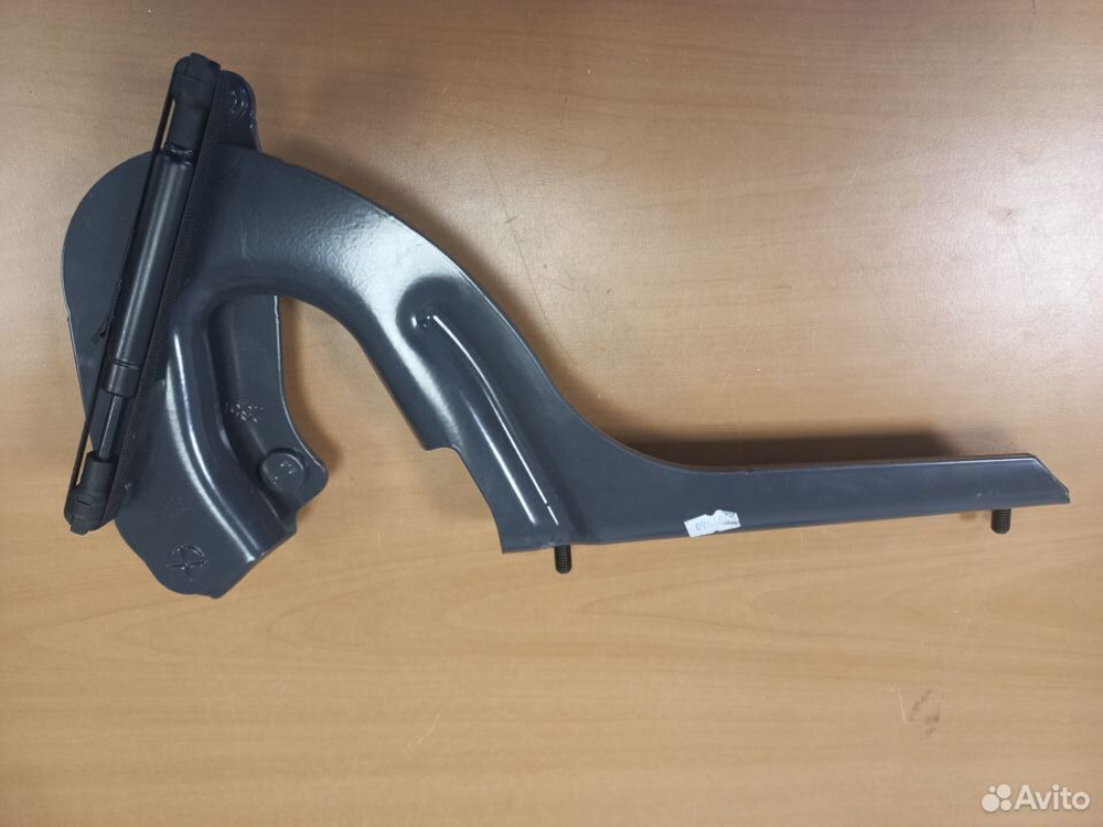 Петля капота правая Scania 2650885 2650885