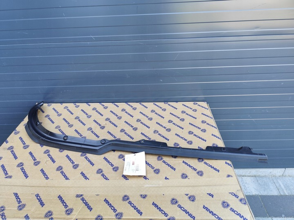 Уплотнение дефлектора лев. Scania 6