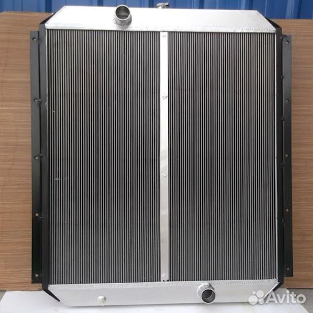 Радиатор двигателя / hitachi ZAX450H