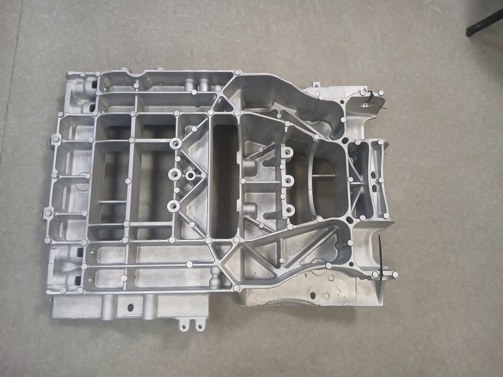 Кронштейн аккумуляторов (акб) volvo FH FM FMX