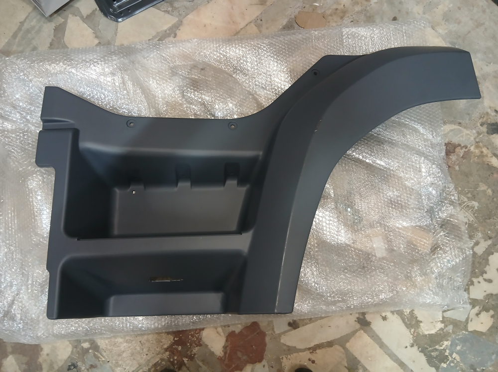 Корпус подножки левый DAF CF