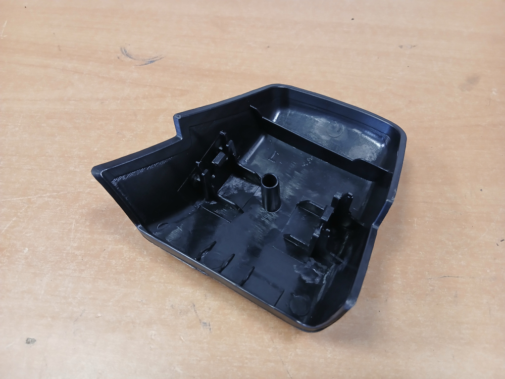 крышка верхней петли Скания 5 серии левой