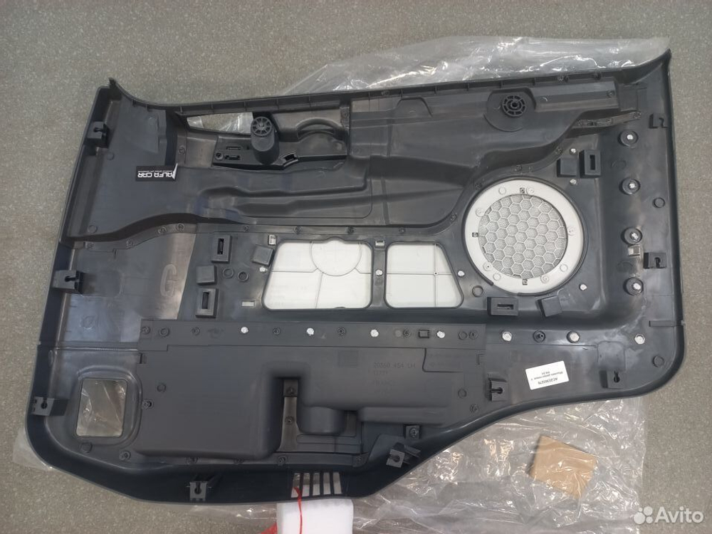Обшивка двери левая volvo FM FMX 2V