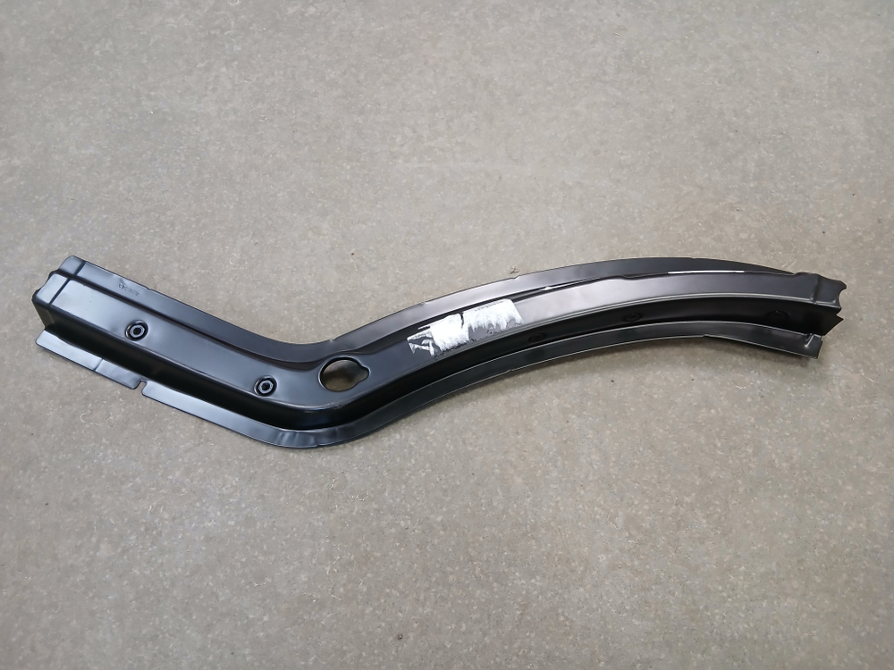 Панель арки колеса мерседес аксор атего левая