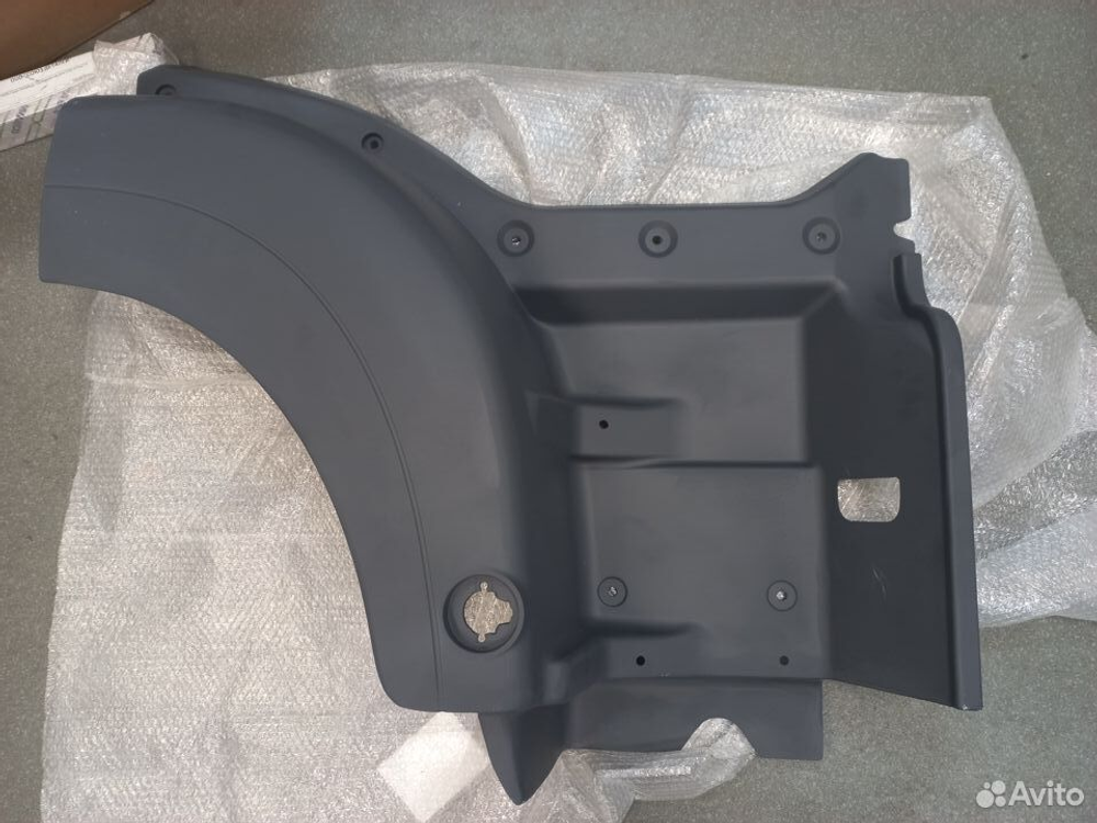 Корпус подножки правой MAN TGS TGX TGA