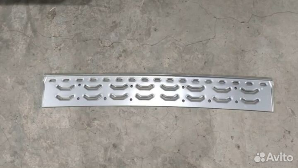 Подножка переднего бампера volvo