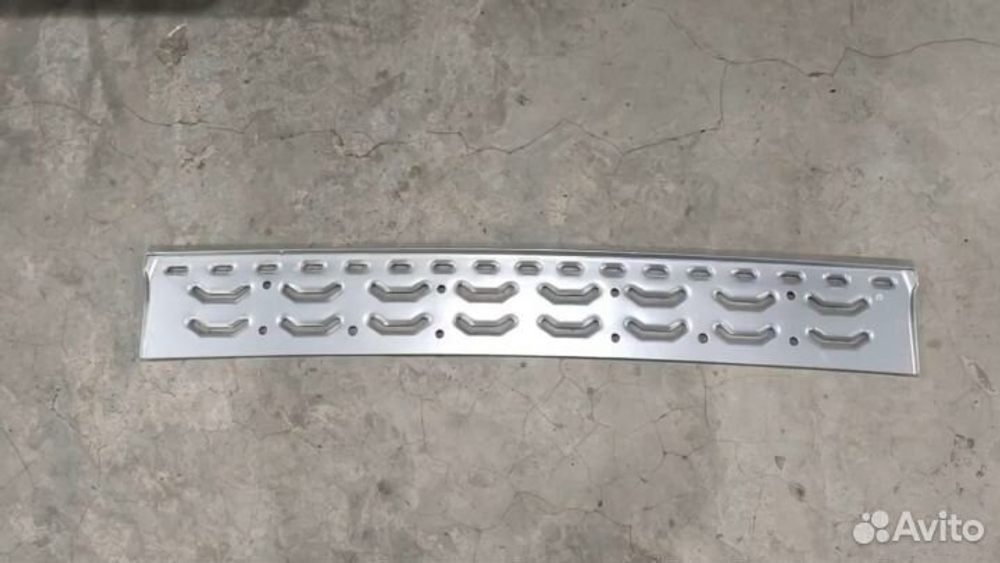 Подножка переднего бампера volvo