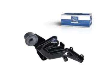 Кронштейн подножки нижний правый Volvo FH