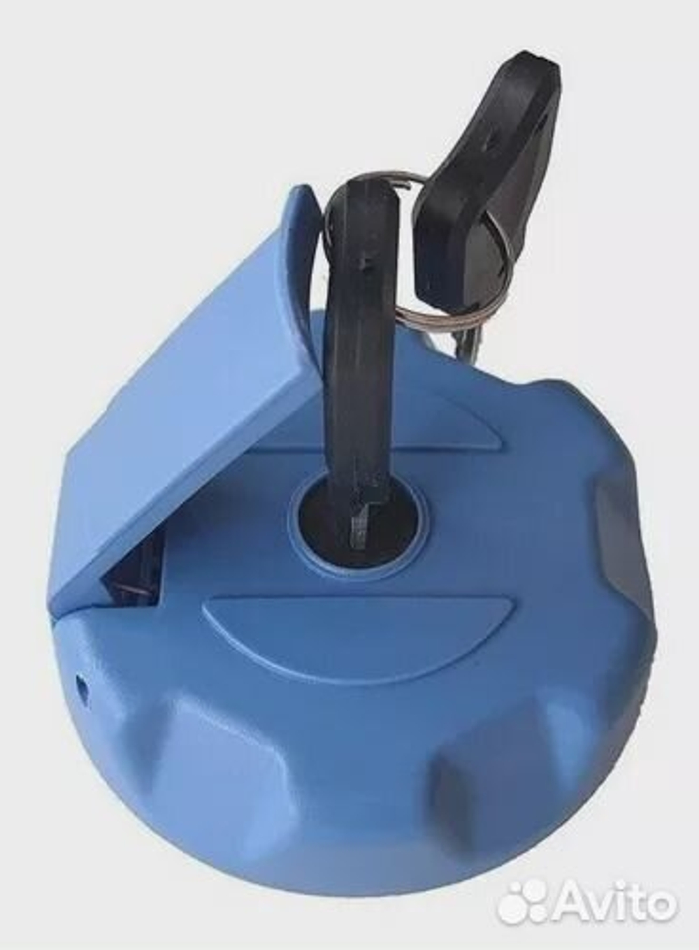 Крышка бачка AdBlue с ключом