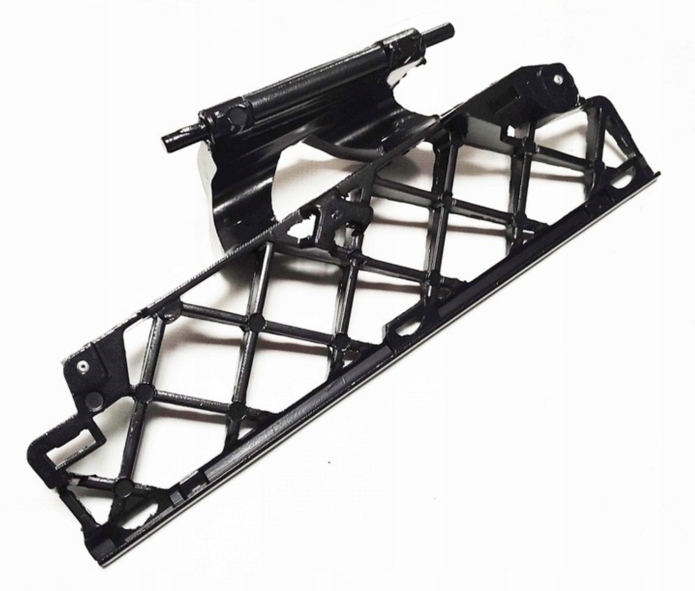 Подножка в решетку левая мерседес актрос MP4