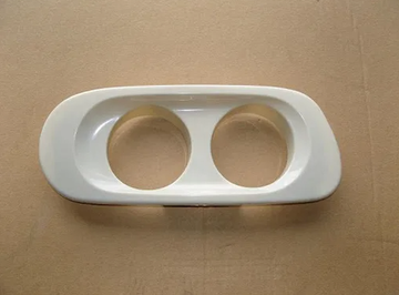 Рамка противотуманной фары правая DAF XF 	1683722 1649364