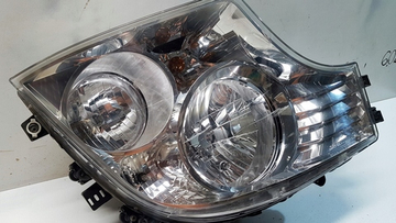 Фара правая мерседес актрос MP4 с (с ДХО)