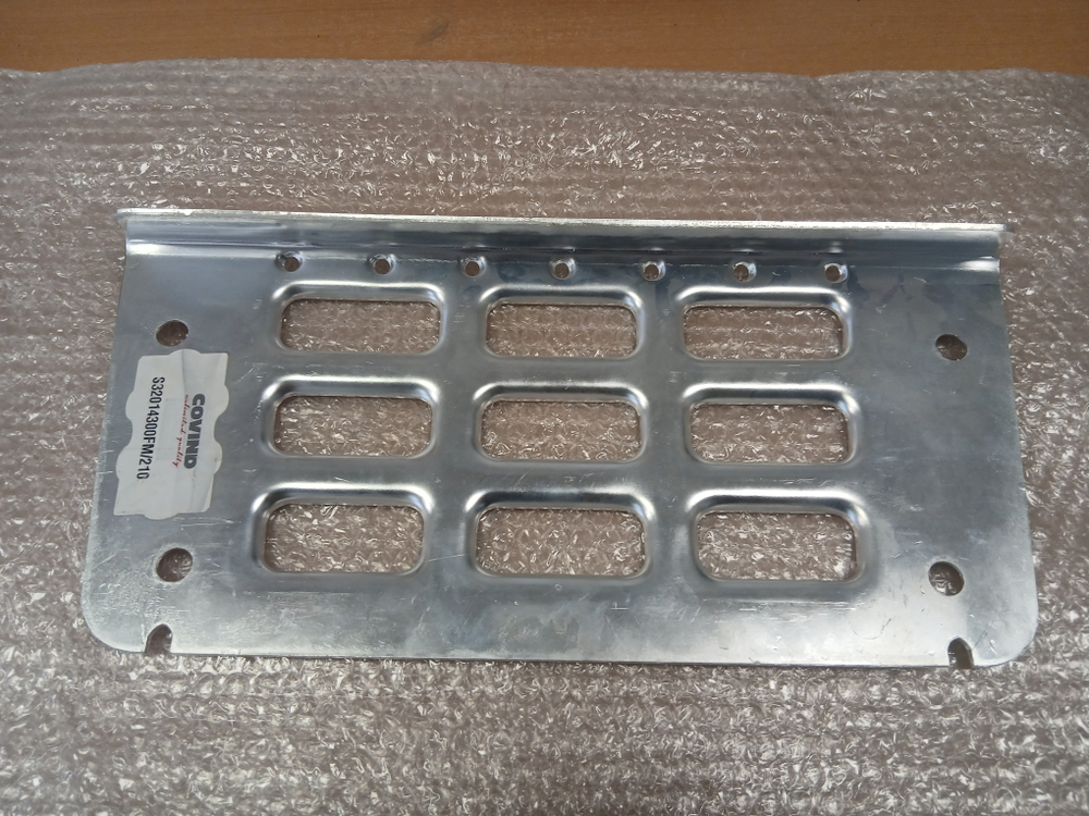 Ступенька подножки Volvo FH FM FMX верхняя