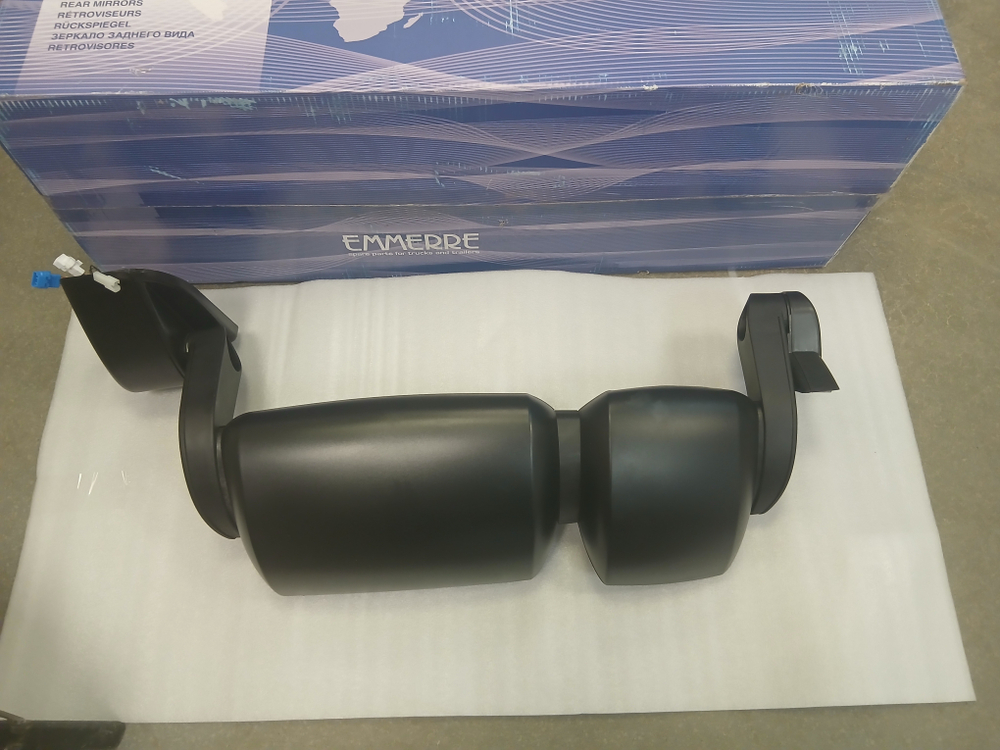 Зеркало левое ивеко стралис траккер с электроприводом и подогрев средн.кронштейн