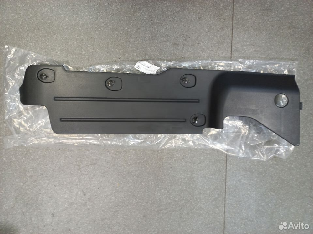 Крышка фары volvo FM4 правая