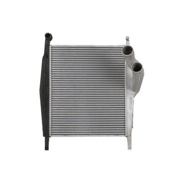 Интеркулер мерседес аксор атего 596*712*64