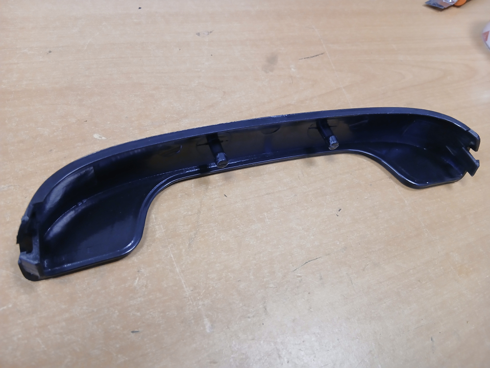 Крышка ручки капота VOLVO FH FM L/R