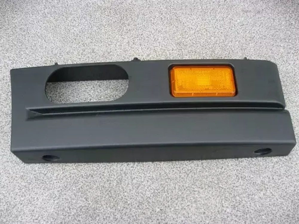 Накладка подножки правая Scania